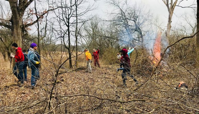 volunteers at Spears Woods. Photo by Michelle Murawski.