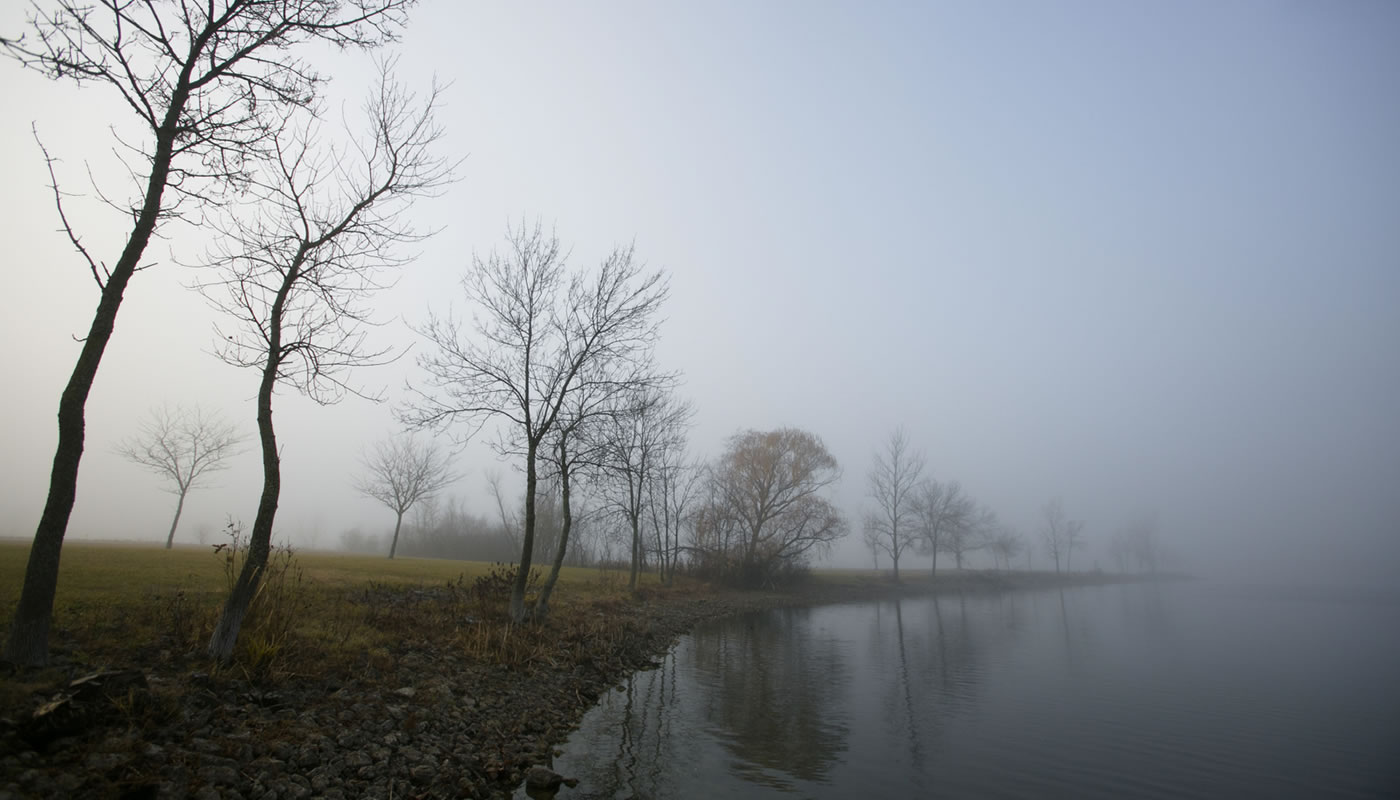 Turtlehead Lake on a foggy day