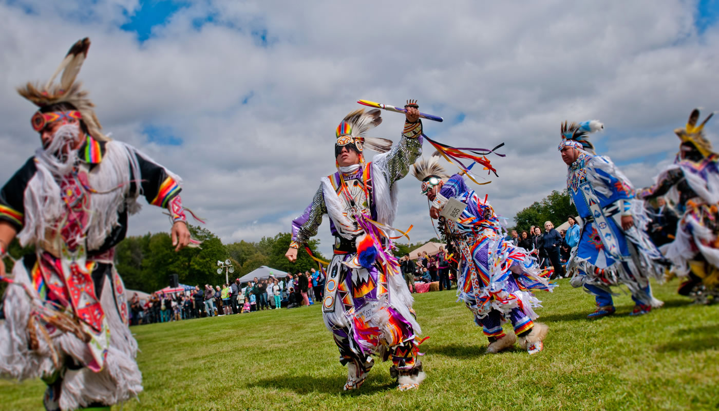 Community Powwow Sat, 9/24 1200 pm Busse Lake Boating Center