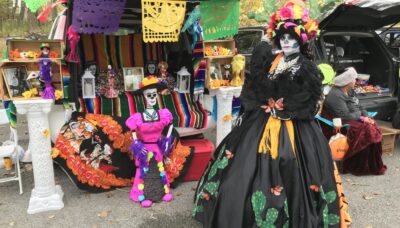 A person at a Day of the Dead event.